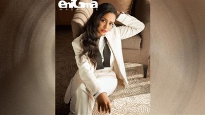 أسماء أبو اليزيد تتصدر غلاف إحدى المجلات