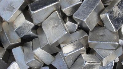 سعر النيكل يسجّل ارتفاعًا قياسيًا لأكثر من 100 ألف دولار للطن