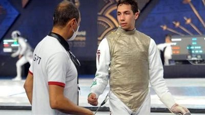 علاء أبوالقاسم وحمزة يتأهلان لدور الـ16 بفردي سلاح الشيش ببطولة العالم