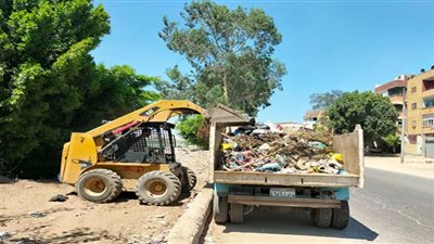 الإسماعيلية.. مواصلة أعمال النظافة والإنارة العامة في الوحدة المحلية لمركز ومدينة أبوصوير