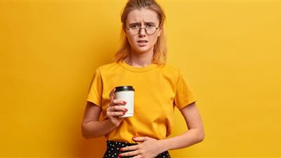 ماذا يحدث لكليتك عند شُرب أكثر من فنجانين قهوة يومياً؟.. أطباء يكشفون مفاجأة