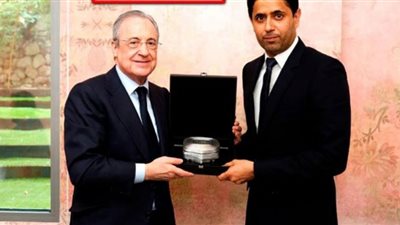 قبل موقعة باريس سان جيرمان وريال مدريد.. بيريز يهدى 