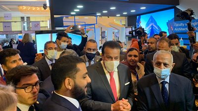 تكريم رواد التعليم في ملتقي الملتقى الدولي للجامعات 