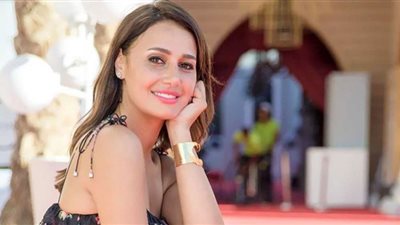 غُرة حلا شيحة تثير جدل المتابعين (صور)