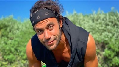 محمد إمام يوجه رسالة للشعب السعودي.. تعرف عليها