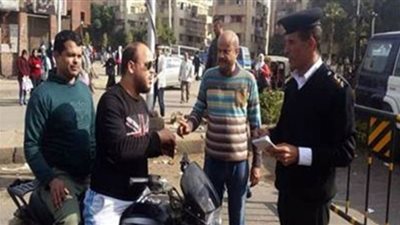 2426 مخالفة لقائدي الدراجات النارية لعدم ارتداء الخوذة
