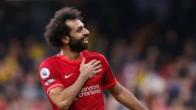 محمد صلاح بتشكيل ليفربول الرسمي أمام لايبزيج الألماني