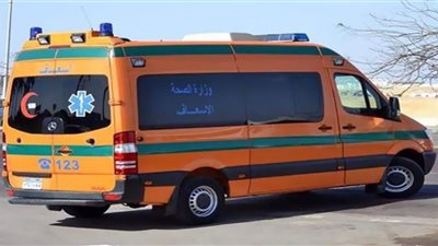 إصابة 3 أشخاص إثر تصادم جرار وسيارة نقل في المنوفية