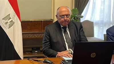 شكرى يجتمع مع رئيس الدورة 26 لمؤتمر أطراف اتفاقية الأمم المتحدة الإطارية لتغير المناخ