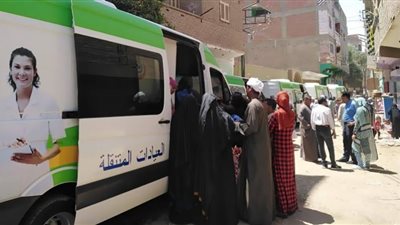 صحة قنا تدفع بقافلة طبية وتوعوية إلى أولاد عمرو