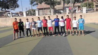 يوم رياضي لخماسي كرةالقدم بمركز شباب العتامنة بطما