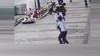 قصة شاب أنقذ رضيعة سقطت من الطابق الثالث