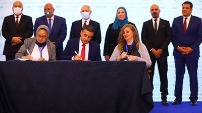 في الأقصر.. وزيرة التضامن تشهد توقيع بروتوكول تعاون لدعم مبادرة قدم صحيح ضمن 