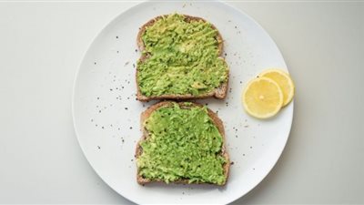 الفوائد الصحية لساندويتش الأفوكادو