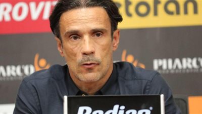 مدرب فاركو: حققنا ٣ نقاط مستحقة أمام إنبي..وطرد 