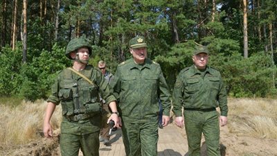 أوكرانيا تحذر: بيلاروسيا قد تبدأ غزوا لأراضينا اليوم