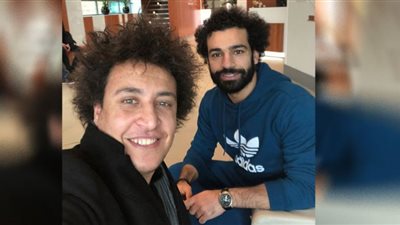 أحمد عبد القادر ميدو يكشف كواليس عزومة محمد صلاح على الفطار