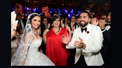 سر غياب عادل إمام عن زفاف ابنة أخيه.. شقيق الزعيم يتحدث (خاص)