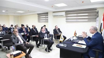 صور.. القومي للمرأة ينظم ورش عمل حول 