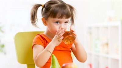 دراسة: الأطفال يفضلون الأطعمة الطبيعية مقارنة بغيرها