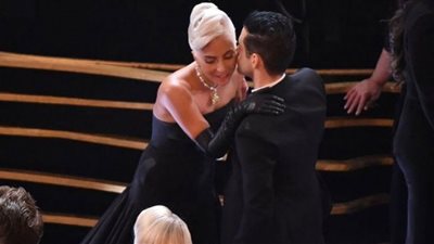 رامي مالك يشارك ليدي جاجا في تقديم حفل جوائز أوسكار الـ94