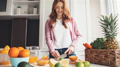 فاكهة لذيذة تقتل رغبتك في أكل السكريات والحلوى