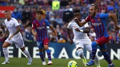 القنوات الناقلة لمباراة برشلونة وريال مدريد بالكلاسيكو الودي