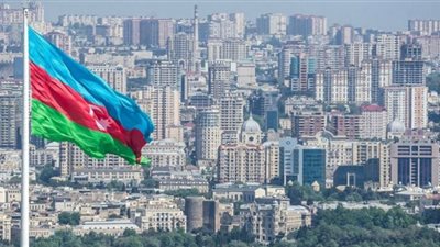 أذربيجان تُبدي استعدادها لاستضافة اجتماع بين روسيا وأوكرانيا