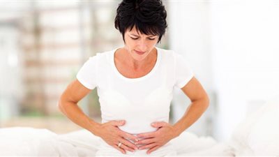 يظهر ليلاً.. عارض خطير يؤكد انتشار سرطان الأمعاء في جسمك