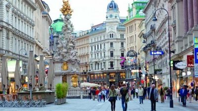 النمسا تُرسل 3 شحنات من المُساعدات الطبية والغذائية إلى أوكرانيا