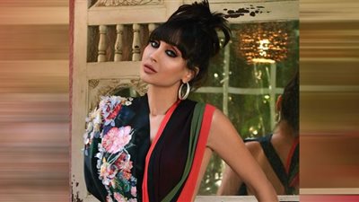 بالحرير الناعم.. جيسي عبدو تهوس متابعيها بالأبيض في أحدث ظهور