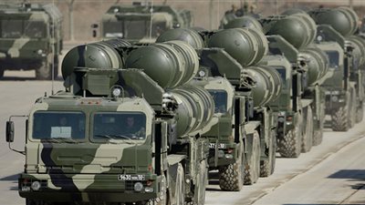 أوكرانيا: مقتل 35 شخصًا في هجوم صاروخي روسي قرب الحدود البولندية