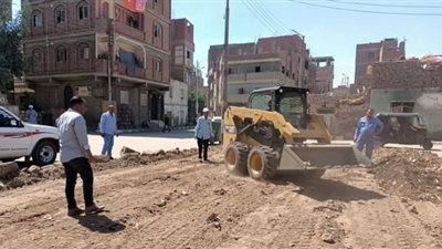 مدينة دشنا تتابع أعمال إنشاء حديقة عامة بشارع المنيرة بالصعايدة