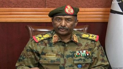 البرهان يشيد بمتانة وعمق روابط الإخوة بين الشعبين المصري والسوداني