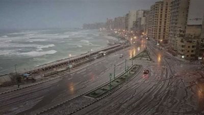 أجواء شتوية تضرب مدينة الإسكندرية| تأثيرها على حركة الملاحة البحرية