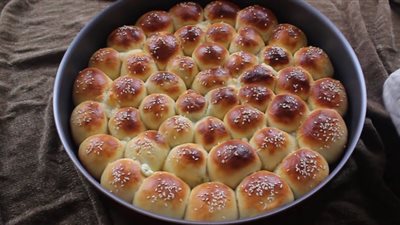 لفطار سريع.. طريقة تحضير خلية النحل بالجبنة