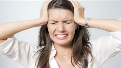 5 عادات غذائية تزيد من احتمالية الإصابة بالصداع