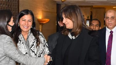 الهجرة تشارك في فعاليات تكريم الجامعة البريطانية لأوائل الثانوية العامة