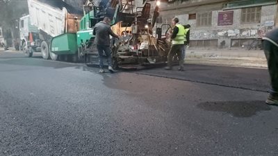 بالفيديو.. متابعة أعمال رصف وتطوير وتوسعة شارع التحرير
