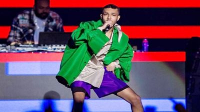 تخطت الـ 200 ألف جنيه.. ويجز يثير الجدل بإطلالته في موسم الرياض