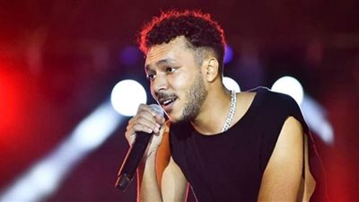 ويجز بملابس هدى المفتي والجمهور يعلق