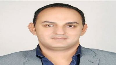 خبير اقتصادي يوضح أثر رفع الفيدرالي الأمريكي للفائدة على أسواق الذهب والأسهم