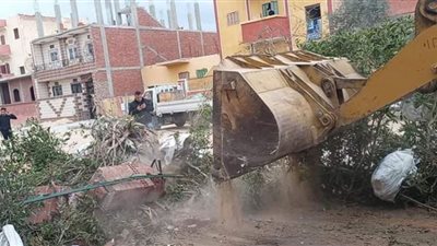 غلق وتشميع وحده صناعية مخالفة بالعاشر من رمضان