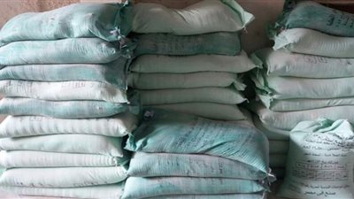 ضبط 3.5 طن دقيق أبيض من دون مستندات بالجيزة
