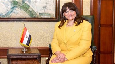 تفاصيل قرار عروض تذاكر طيران الأسر المصرية بالخارج