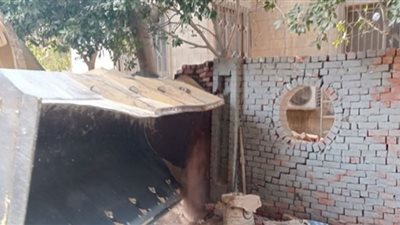 حي طرة يقوم بإزالة المخالفات ويكثف حملات النظافة بنطاق الحي