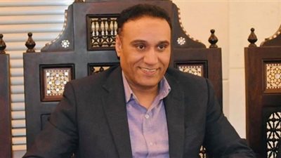 أمسية للشاعر علاء جانب على المسرح الصغير