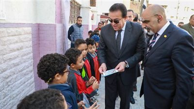 وزير الصحة يُعلن مواصلة مبادرة الكشف عن أمراض الأنيميا والسمنة والتقزم