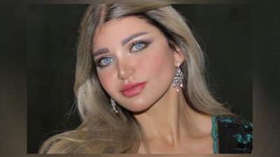 ياسمين الخطيب تدعو للزواج من القصيرات.. حضنهن أجمل