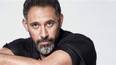 عمرو مصطفى ضيف جيهان عبد الله فى «أجمد 7»